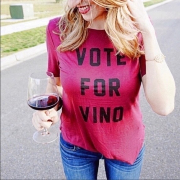 Old Navy Vote For Vino Tee - Picture 4 of 6